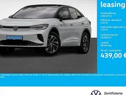 Gletscherweiß metallic Gebraucht 2024 VW ID.5 GTX SUV | 50.494 €