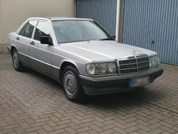 Silber Gebraucht 1989 Mercedes 190 Limousine | 4.350 €