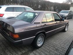 Braun Gebraucht 1993 Mercedes 190 Limousine | 15.000 €