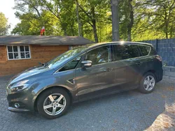 Silber Gebraucht 2017 Ford S-MAX Titanium Van / Kleinbus | 17.299 € (Guter Preis)