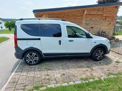 Weiß Gebraucht 2018 Dacia Dokker Celebration Van | 11.900 € (Fairer Preis)