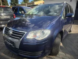Blau Gebraucht 2009 VW Touran United Van / Kleinbus | 4.700 € (Fairer Preis)