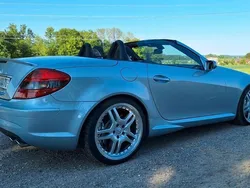 Silber Gebraucht 2005 Mercedes SLK55 AMG AMG Cabrio | 27.250 € (Fairer Preis)