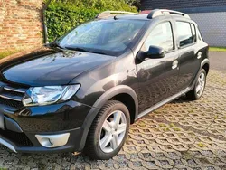 Schwarz Gebraucht 2015 Dacia Sandero Stepway Kleinwagen | 6.600 € (Fairer Preis)