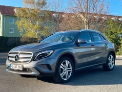 Grau Gebraucht 2016 Mercedes GLA200 Urban SUV | 19.990 € (Fairer Preis)