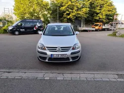 Silber Gebraucht 2005 VW Golf Plus Comfortline Van / Kleinbus | 2.700 € (Fairer Preis)