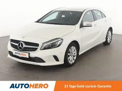 Weiß Gebraucht 2017 Mercedes A180 Urban Limousine | 17.090 € (Fairer Preis)