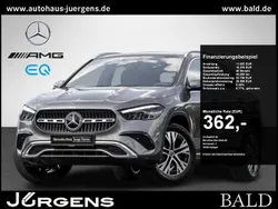 Mountain grey metallic Gebraucht 2024 Mercedes GLA200 Progressive SUV | 38.220 € (Fairer Preis)