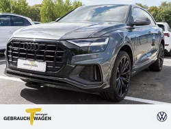 Grau Gebraucht 2023 Audi Q8 Ambiente SUV | 71.960 € (Fairer Preis)