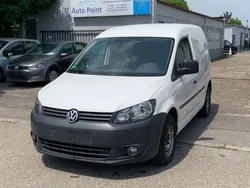 Weiß Gebraucht 2011 VW Caddy Van / Kleinbus | 4.000 €