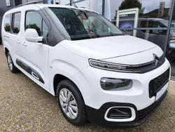 Weiß Gebraucht 2020 Citroën Berlingo Feel Van / Kleinbus | 20.990 € (Teuer)