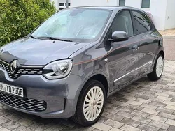 Grau Gebraucht 2022 Renault Twingo Vibes Kleinwagen | 11.900 € (Guter Preis)