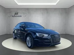 Andere Gebraucht 2015 Audi A3 Attraction Limousine | 16.990 € (Fairer Preis)