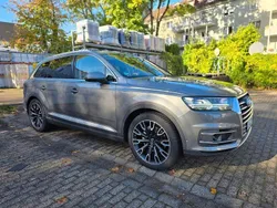 Grau Gebraucht 2016 Audi Q7 Ambiente SUV | 29.400 € (Fairer Preis)