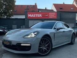 Grau Gebraucht 2018 Porsche Panamera 4S Sport Limousine | 59.490 € (Etwas zu teuer)