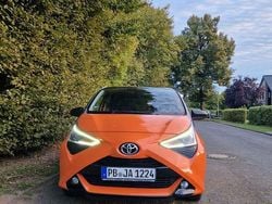 Orange Gebraucht 2019 Toyota Aygo X-clusiv Kleinwagen | 9.950 € (Fairer Preis)