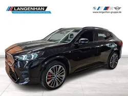 Schwarz Neu 2024 BMW iX2 M Sport SUV | 55.986 € (Fairer Preis)