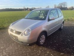 Silber Gebraucht 2001 VW Lupo Kleinwagen | 1.950 € (Fairer Preis)