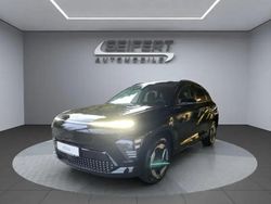Abyss black / mic Gebraucht 2025 Hyundai Kona Trend SUV | 36.490 € (Etwas zu teuer)