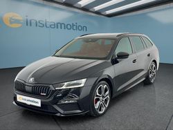 Schwarz Gebraucht 2022 Skoda Octavia RS Kombi | 31.949 € (Teuer)