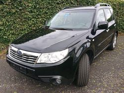 Schwarz Gebraucht 2010 Subaru Forester SUV | 16.500 €