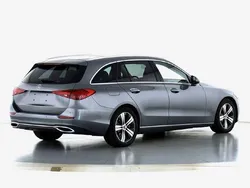 Grau Gebraucht 2023 Mercedes C220 Kombi | 34.940 € (Etwas zu teuer)