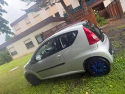 Silber Gebraucht 2006 Peugeot 107 Filou Kleinwagen | 3.299 € (Fairer Preis)