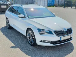Weiß Gebraucht 2016 Skoda Superb LAURIN & KLEMENT Kombi | 13.200 € (Guter Preis)