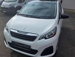 Weiß Gebraucht 2021 Peugeot 108 Kleinwagen | 11.500 € (Etwas zu teuer)