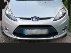Grau Gebraucht 2012 Ford Fiesta Champions Edition Kleinwagen | 4.050 € (Fairer Preis)