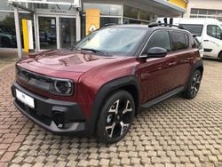 Rot Neu 2025 Renault 4 E-Tech Komfort SUV | 31.990 € (Superpreis)