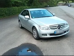 Silber Gebraucht 2008 Mercedes C230 Avantgarde Limousine | 10.950 € (Teuer)