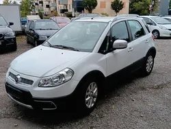 Weiß Gebraucht 2012 Fiat Sedici Easy SUV | 4.950 € (Fairer Preis)