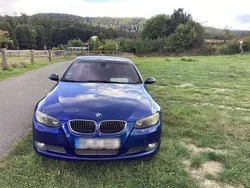 Blau Gebraucht 2009 BMW 330 Cabriolet Cabrio | 8.500 €