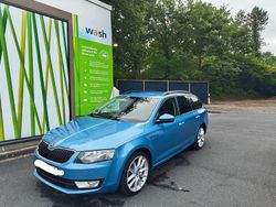 Blau Gebraucht 2016 Skoda Octavia Ambition Kombi | 12.600 € (Teuer)