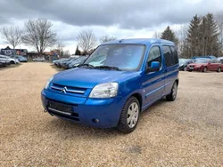 Blau Gebraucht 2006 Citroën Berlingo Van / Kleinbus | 2.780 € (Fairer Preis)