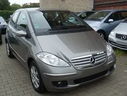 Grau Gebraucht 2008 Mercedes A150 Elegance Van / Kleinbus | 6.990 € (Fairer Preis)