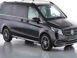 Schwarz Gebraucht 2024 Mercedes V300 Avantgarde Van / Kleinbus | 113.703 €