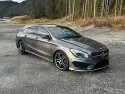 Grau Gebraucht 2015 Mercedes CLA180 Shooting Brake AMG line Kombi | 15.450 € (Fairer Preis)