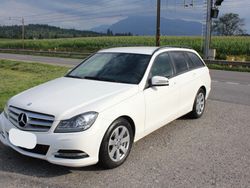 Weiß metallic Gebraucht 2013 Mercedes C250 Kombi | 14.990 € (Teuer)