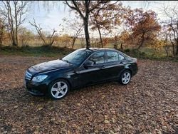 Schwarz Gebraucht 2013 Mercedes C200 Limousine | 7.600 € (Superpreis)