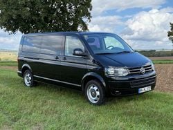 Schwarz Gebraucht 2012 VW Caravelle Van / Kleinbus | 19.800 €