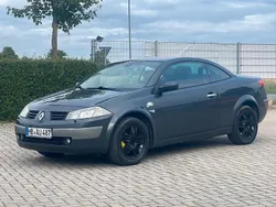 Grau Gebraucht 2005 Renault Mégane Cabriolet Cabrio | 1.699 € (Guter Preis)