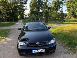 Schwarz Gebraucht 2002 Opel Astra Cabriolet Cabrio | 6.100 €