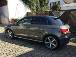 Braun Gebraucht 2016 Audi A1 Sportback Design Kleinwagen | 16.500 € (Etwas zu teuer)