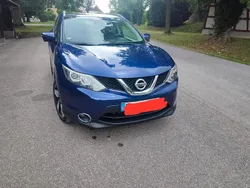 Blau Gebraucht 2014 Nissan Qashqai SUV | 12.500 € (Teuer)
