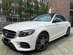 Weiß Gebraucht 2019 Mercedes E220 AMG line Limousine | 33.500 € (Superpreis)