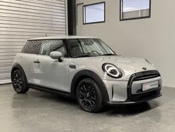 Grau Gebraucht 2022 Mini ONE Classic Kleinwagen | 19.450 € (Fairer Preis)