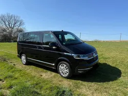 Schwarz Gebraucht 2021 VW Multivan Highline Van / Kleinbus | 54.900 €