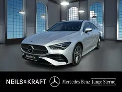 Andere Gebraucht 2023 Mercedes CLA220 Shooting Brake AMG Kombi | 39.880 € (Teuer)